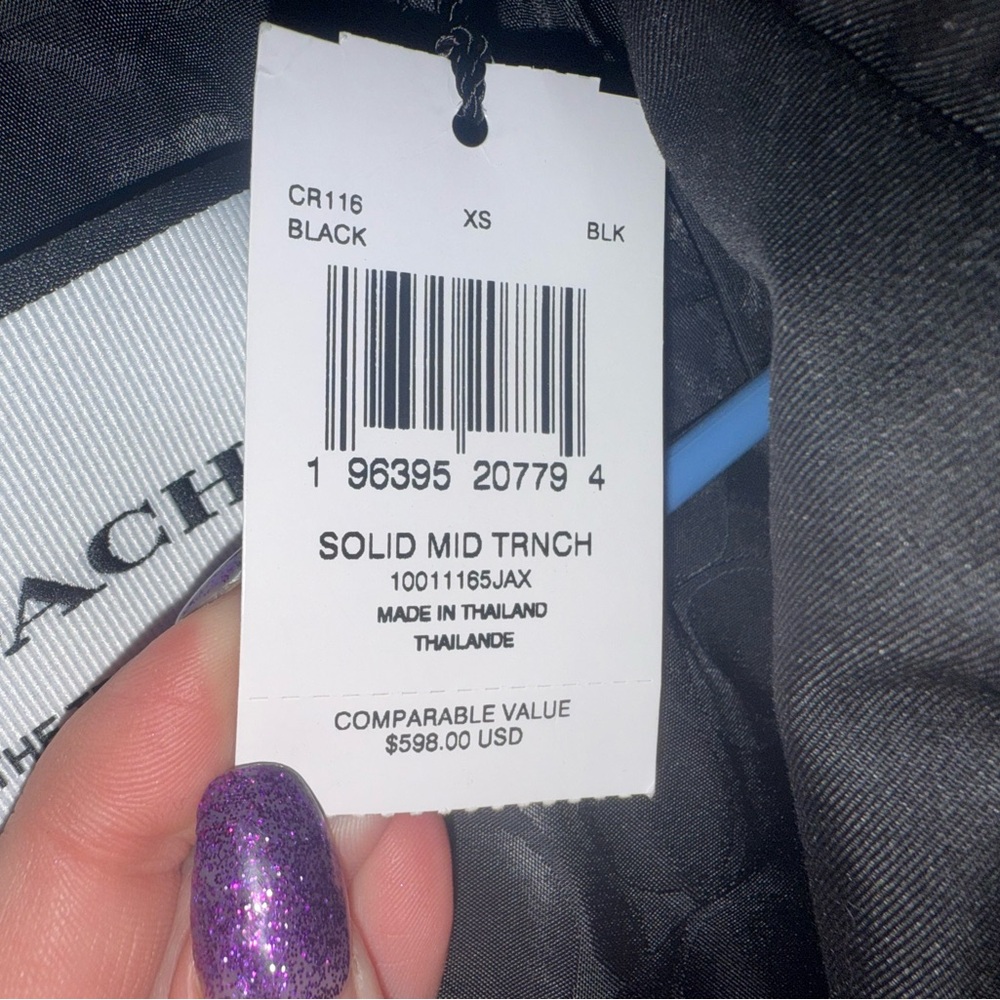 Signature coach black trenchcoat with monogram lining - Picture 6 of 15